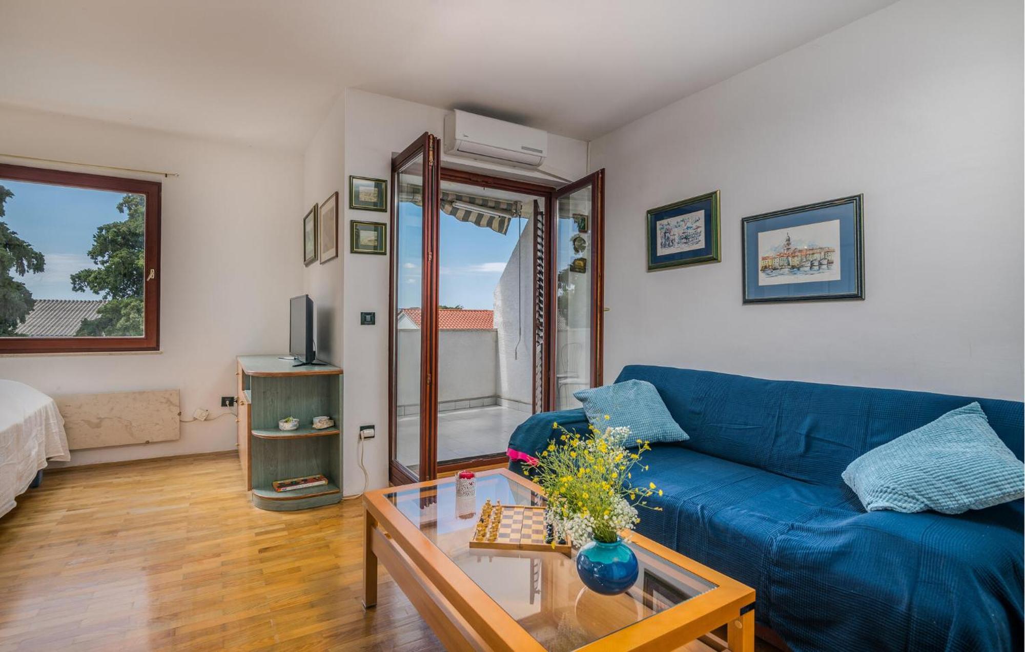 Amazing Apartment In Krk With Kitchen Krk Town Exteriér fotografie