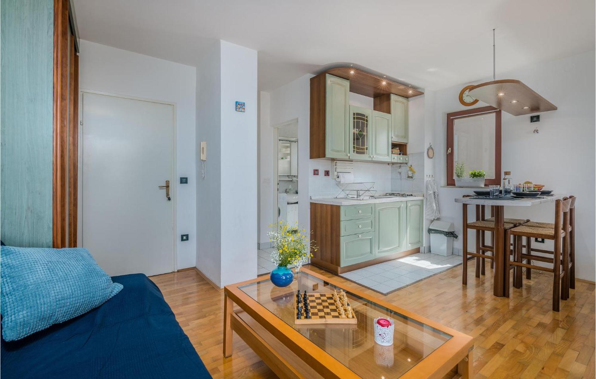 Amazing Apartment In Krk With Kitchen Krk Town Exteriér fotografie